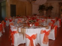 Wedding guest table, orange decor